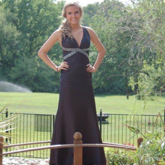 Dresses & Skirts - Black Formal Dress